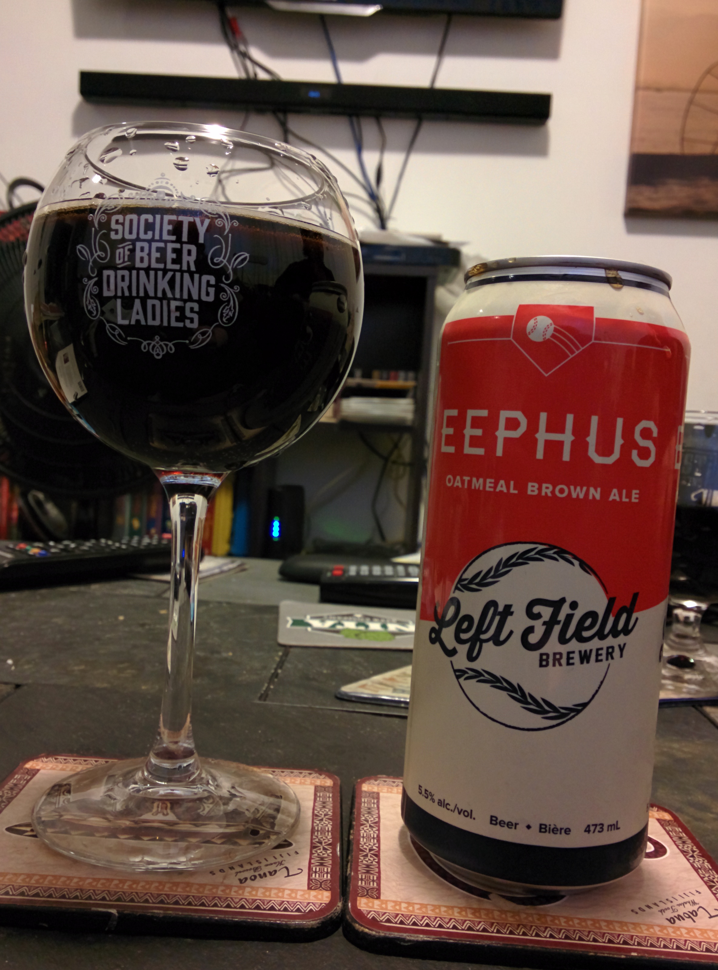 Eephus Oatmeal Brown Ale by Left Field Brewery, a Review Toronto